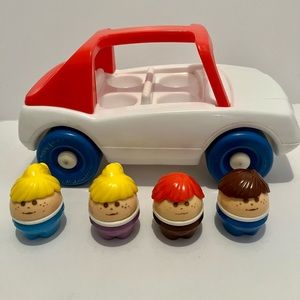 Vintage little people Tikes Family